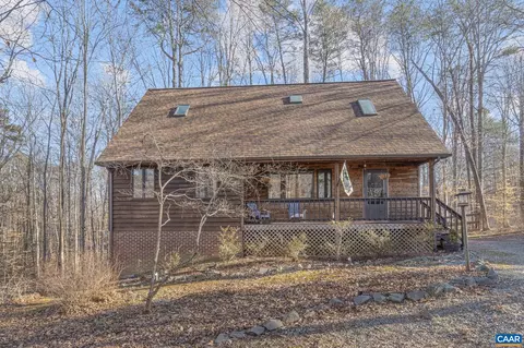 9 Sandy Beach Ct, Palmyra, VA 22963 photo 2