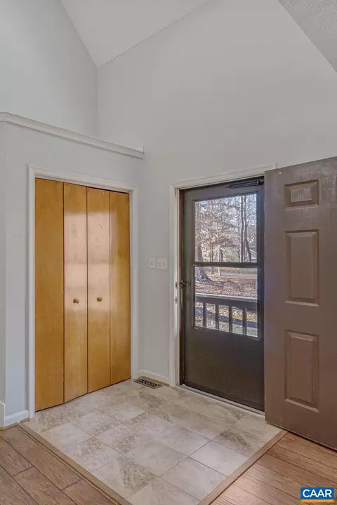 9 Sandy Beach Ct, Palmyra, VA 22963 photo 6
