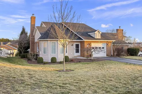 2172 Lake Terrace Dr, Harrisonburg, VA 22802