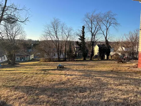 tbd Thompson St, Staunton, VA 24401