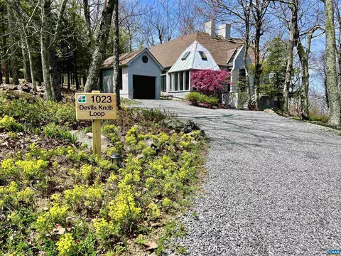 1023 Devils Knob Loop, Wintergreen Resort, VA 22967