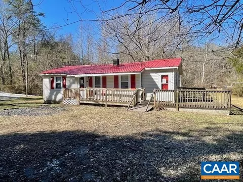 475 Liberty Rd, New Canton, VA 23123