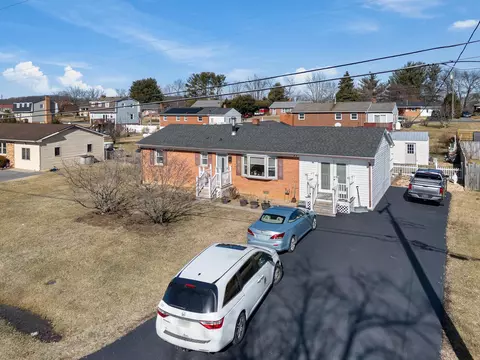 90 Skyview Cir, Verona, VA 24482