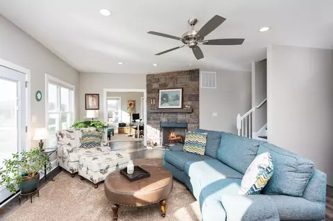 39 Mcilwee Ln, Staunton, VA 24401