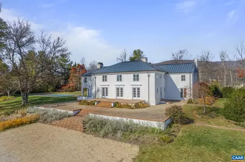 7537 Rockfish Gap Tpke, Greenwood, VA 22943
