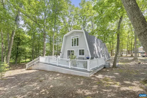 49 Bunker Blvd, Palmyra, VA 22963