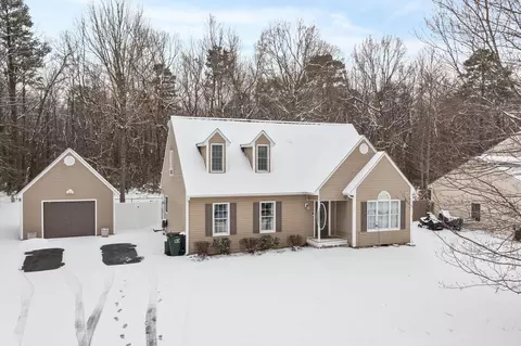 22 Springer Rd, Stuarts Draft, VA 24477