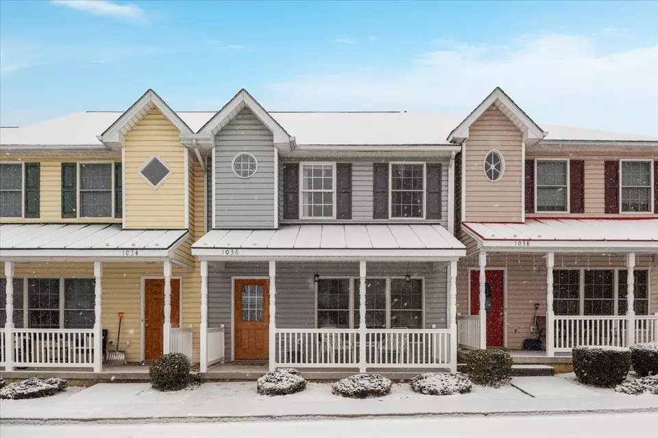  1036 Molly Pitcher Pl, Harrisonburg, VA 22802 photo 2
