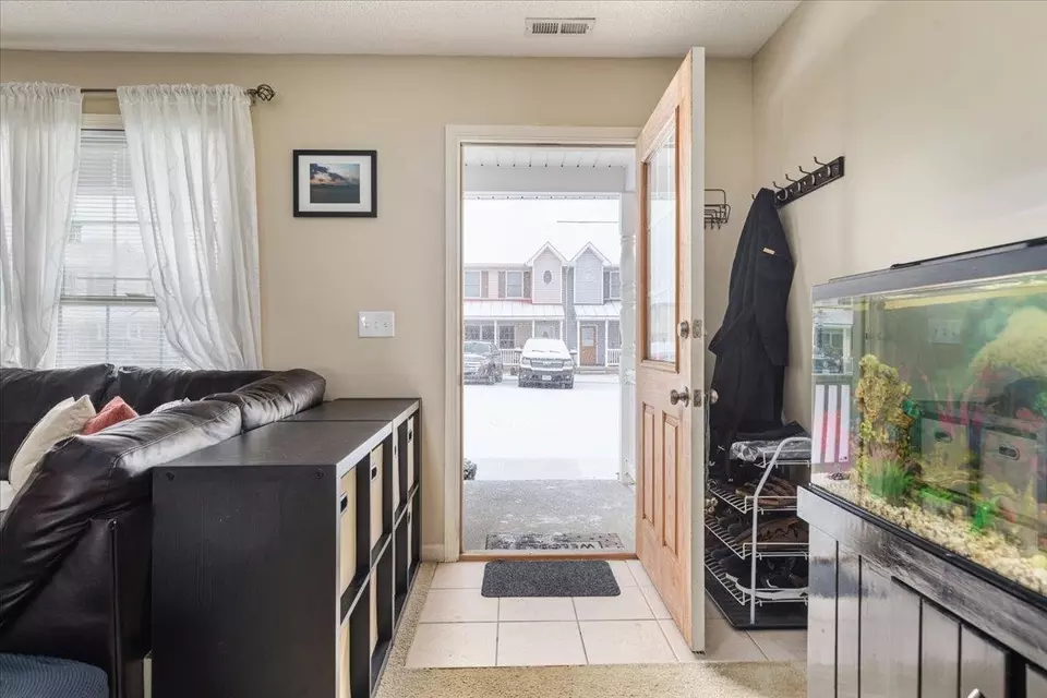  1036 Molly Pitcher Pl, Harrisonburg, VA 22802 photo 3