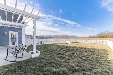 125 Stone Dr, Stuarts Draft, VA 24477 photo 41
