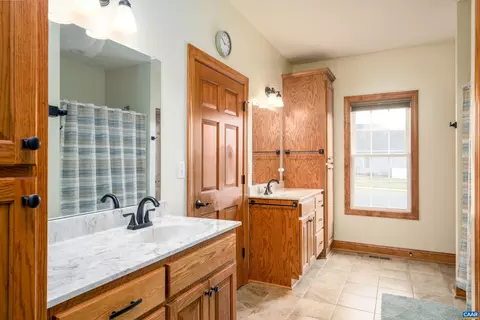 125 Stone Dr, Stuarts Draft, VA 24477 photo 24