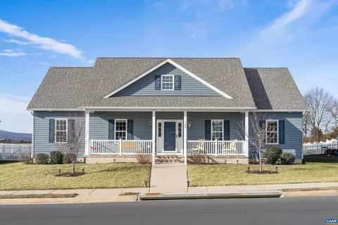 125 Stone Dr, Stuarts Draft, VA 24477 photo 1