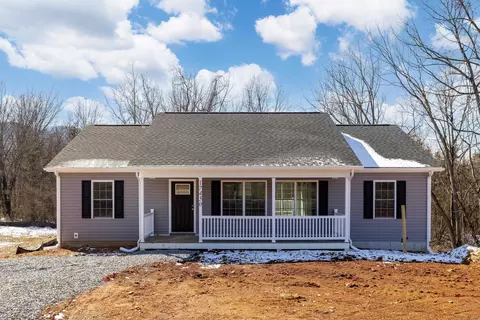 17450 Mt Pleasant Rd, Elkton, VA 22827