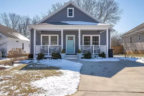 810 Moore St, Staunton, VA 24401