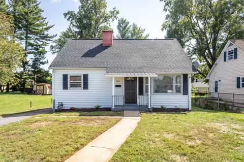 520 Loudoun Ave, Waynesboro, VA 22980