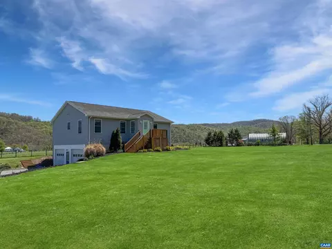 286 Ralston Ln, Mcdowell, VA 24458
