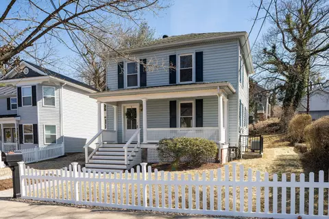 23 Park Blvd, Staunton, VA 24401