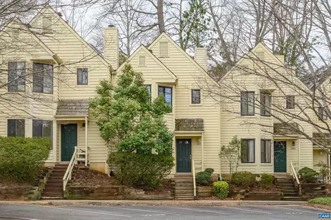 1207 Chatham Rdg, Charlottesville, VA 22901