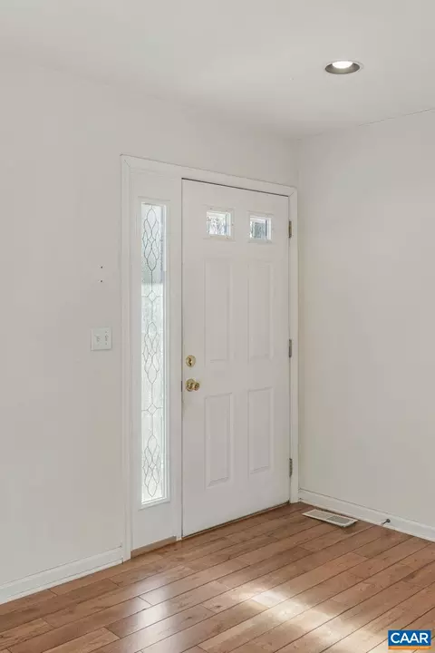 39 Riverside Dr, Palmyra, VA 22963 photo 4