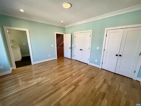 1037 E Water St E, Charlottesville, VA 22902 photo 32