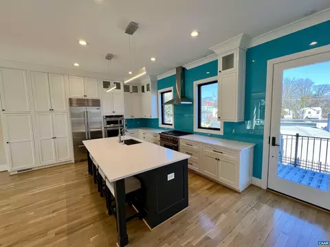 1037 E Water St E, Charlottesville, VA 22902 photo 12