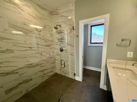 1037 E Water St E, Charlottesville, VA 22902 photo 21