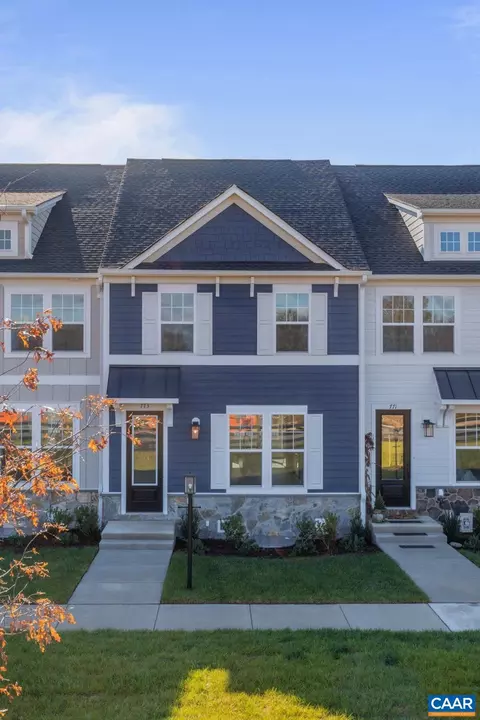 2201 Woodburn Rd, Charlottesville, VA 22901