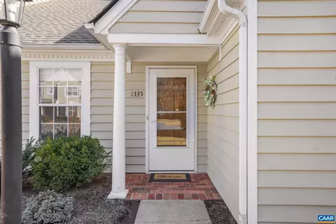 1335 Le Parc Ter, Charlottesville, VA 22901