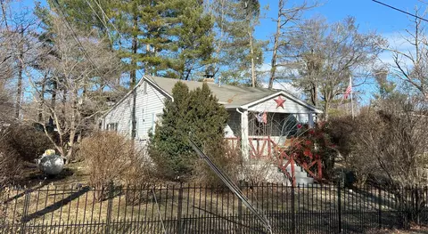6 Misty Ridge Ln, Waynesboro, VA 22980