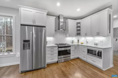 100 Pine Shadow Ct, Troy, VA 22974 photo 15