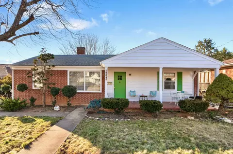 1026 Selma Blvd, Staunton, VA 24401