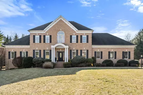 1301 Ladd Rd, Waynesboro, VA 22980
