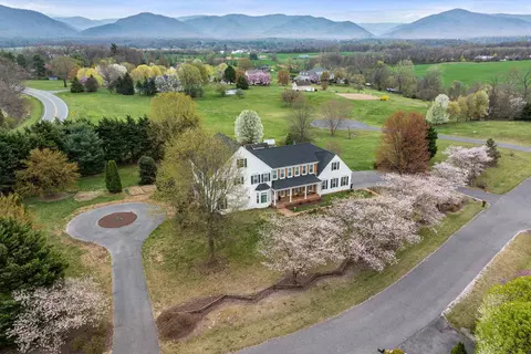 10625 Genefield Rd, Elkton, VA 22827