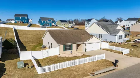 84 Lofty Cir, Stuarts Draft, VA 24477 photo 58