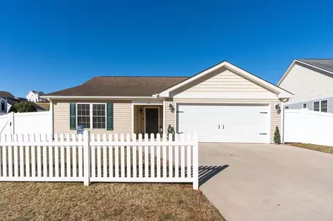 84 Lofty Cir, Stuarts Draft, VA 24477 photo 2