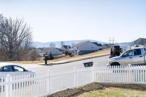 84 Lofty Cir, Stuarts Draft, VA 24477 photo 50