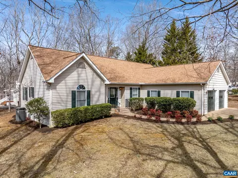 11 Darby Ln, Palmyra, VA 22963 photo 3