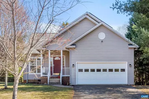 1095 Highlands Dr, Charlottesville, VA 22901