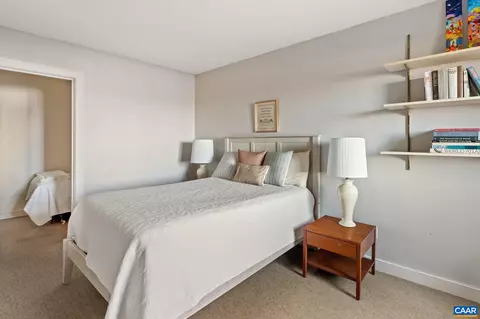 Bedroom - 24981 Blue Ridge Pkwy, Vesuvius, VA 24483 photo 6 of 6