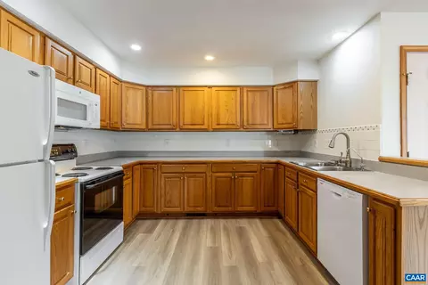7 Sassafras Rd, Palmyra, VA 22963 photo 10