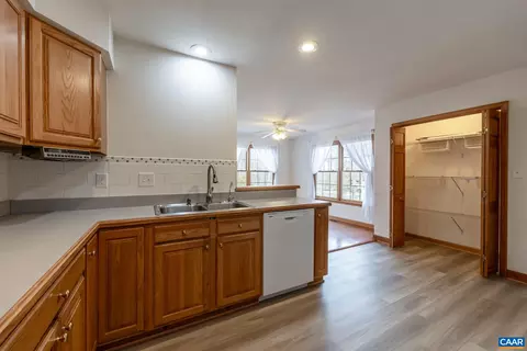 7 Sassafras Rd, Palmyra, VA 22963 photo 8