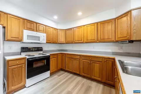 7 Sassafras Rd, Palmyra, VA 22963 photo 11