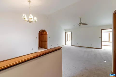 7 Sassafras Rd, Palmyra, VA 22963 photo 3