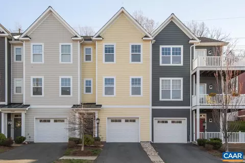 2438 Winthrop Dr, Charlottesville, VA 22911