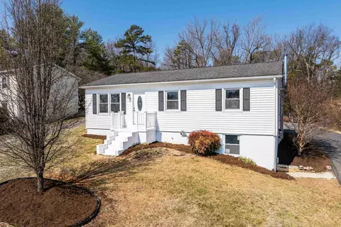 121 Augusta St, Verona, VA 24482