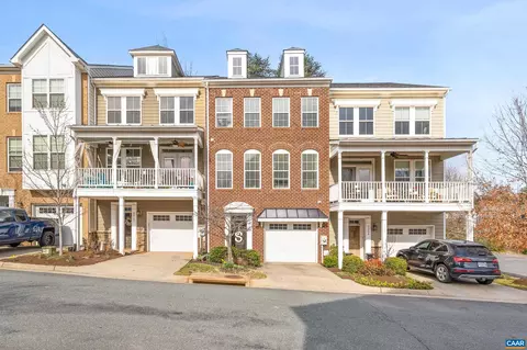 2010 Avinity Loop, Charlottesville, VA 22902