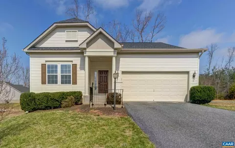9 Rosalyn Way, Palmyra, VA 22963