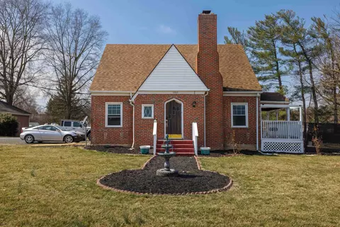 6223 Main St, Mount Jackson, VA 22842 photo 1
