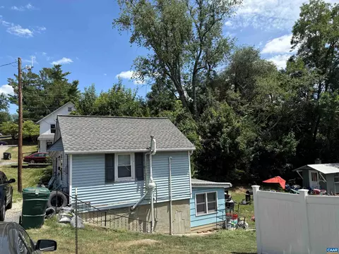 616 Dewitt St, Waynesboro, VA 22980 photo 1