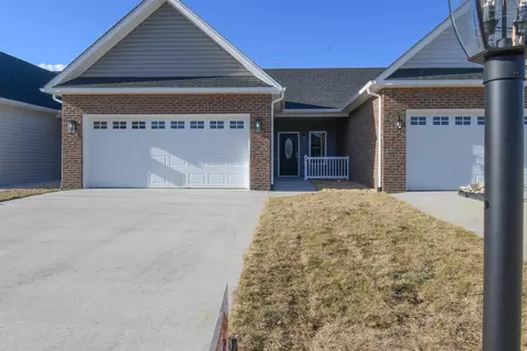 54 Fossil Dr, Stuarts Draft, VA 24477